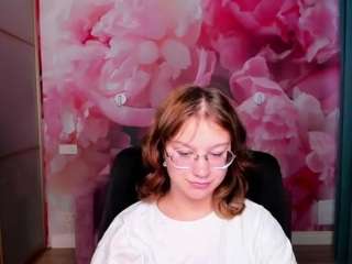 AngelinaLow