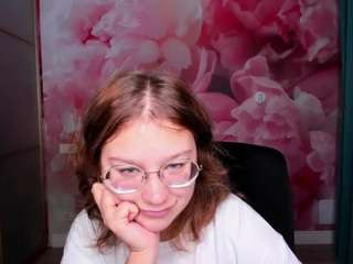 AngelinaLow