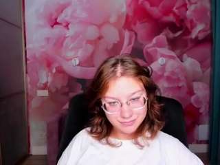 AngelinaLow