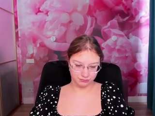 angelinalow