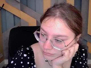 AngelinaLow