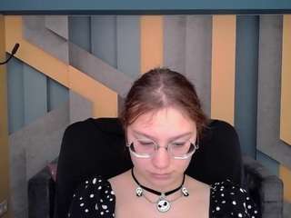 AngelinaLow