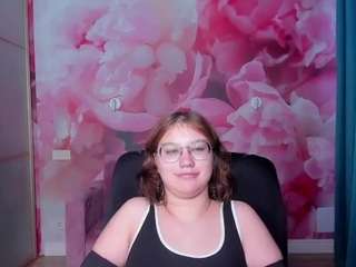 angelinalow