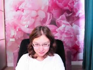 AngelinaLow