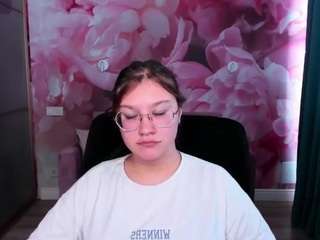angelinalow