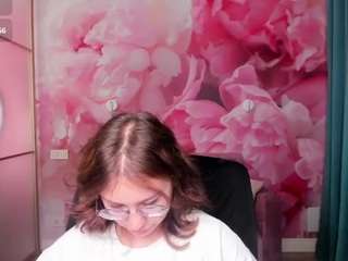 angelinalow webcam