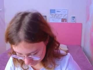  angelinalow chat room