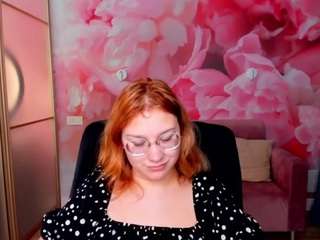 angelinalow webcam model