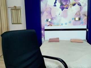 angelinalow Ass live webcam
