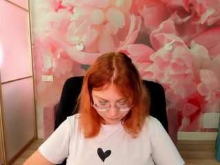 angelinalow live cam profile