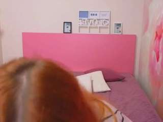 angelinalow's CamSoda show and profile