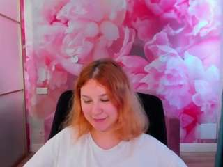 AngelinaLow