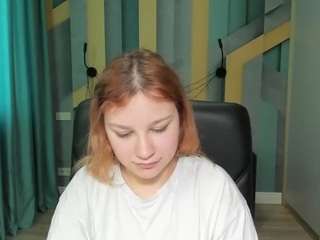 AngelinaLow