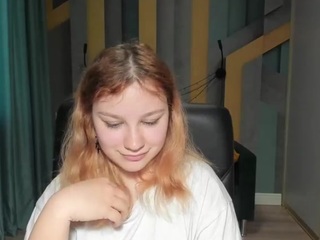 AngelinaLow