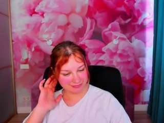 AngelinaLow