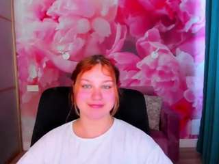 AngelinaLow