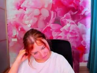 AngelinaLow