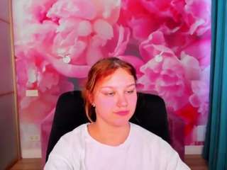 le modèle angelinalow est en webcam porno dans un show sur le site camsoda, il possède les tags suivants: anal,pussy,mature,naked,natural,nature,no drinking,no smoking,orgasm,public,shaved pussy,ass,skinny,solo,spank,squirter,strip,striptease,tease,teen 18