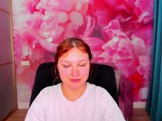AngelinaLow