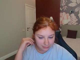 Live cam show with AngelinaLow