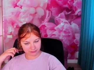 AngelinaLow