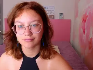 AngelinaLow's Live Sex Cam Show