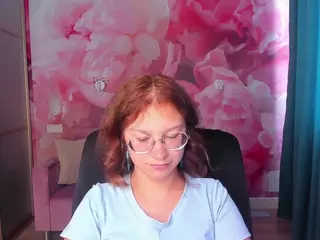 AngelinaLow's Live Sex Cam Show