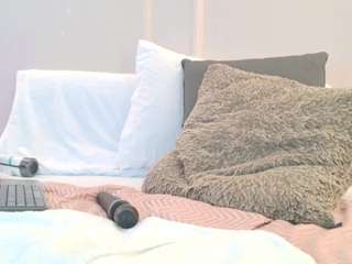  ariana-sweet chat room