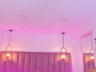 haily-b Live Webcam on CamSoda