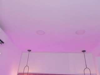 haily-b Webcam Model Profile