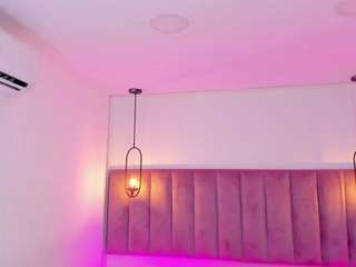 haily-b Live Webcam on CamSoda