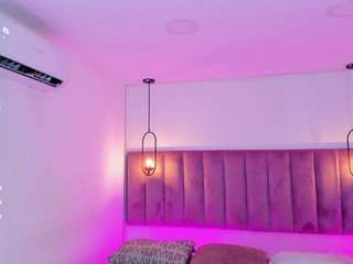  haily-b chat room