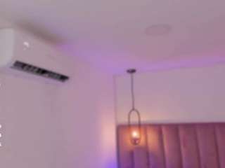 haily-b Live Webcam on CamSoda