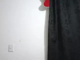 honeyblue-e's Live Sex Cam Show