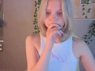 katrina-bail webcam model