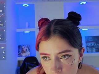 lucia-21 webcam