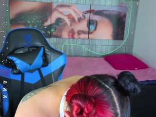 lucia-21 Live Webcam on CamSoda