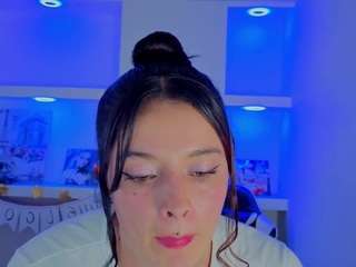 lucia-21 webcam