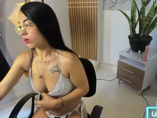 Marienpetite's Live Sex Cam Show