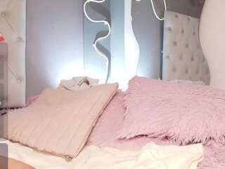 megan-cole1 Live Webcam on CamSoda