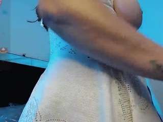 milly-sanchez Live Webcam on CamSoda