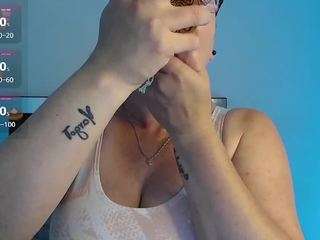 Milly-Sanchez live webcam show