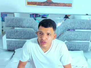 misha-sexlive Live Webcam on CamSoda