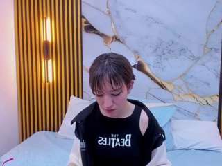 noha-zc's CamSoda show and profile