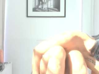 sugarburn's CamSoda show and profile