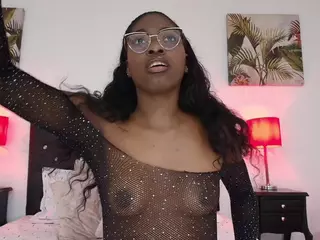 ThamaraBunny's Live Sex Cam Show