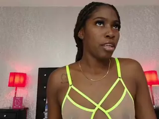 ThamaraBunny's Live Sex Cam Show