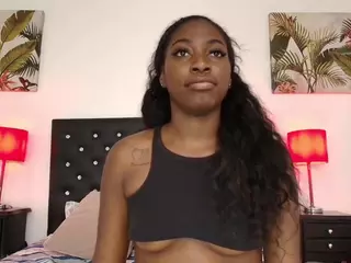 ThamaraBunny's Live Sex Cam Show