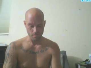 themaskedbadiee Live Webcam on CamSoda