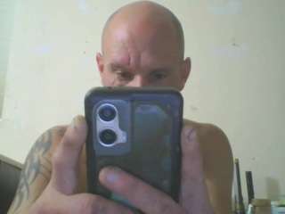 themaskedbadiee live cam profile